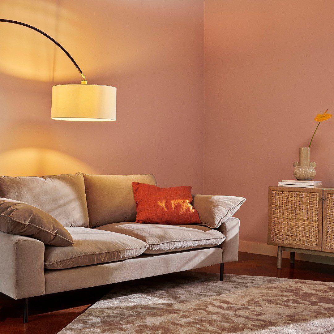 Lighting-for-a-Multi-Functional-Living-Room-How-to-Get-it-Right